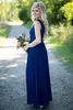 2016 Billiga Country Navy Blue Bridesmaid Dresses V Neck Lace Chiffon Draped Floor Length Wedding Guest Wear Party Dresses Maid of Honor Gowns