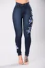 Europese en Amerikaanse stijl dames grote heupen taille hoge jeans stretchbroek met blauw rozenborduurwerk