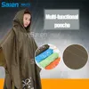 Poncho de pluie léger imperméable pour adultes en plein air avec capuche, parfait à garder dans la trousse d'urgence, le sac à dos, la maison, le bureau, la voiture