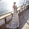 Charmiga sjöjungfru spetsbröllopsklänningar 3D -applikationer Deep Vneck Sequined Bridal Gowns Sweep Train Tulle trumpet Backless Wedding DR3730542