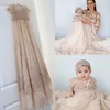 Bling Bling Champagne Baby Doopjurken Volledige pailletten Doop Doop Outfits Bead Formal Infant Girl Draag met Bonnet