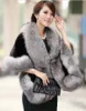 2019 Winter Bruiloft Jas Bridal Faux Fur Wraps Warme sjaals Bovenkleding Zwart Bourgondië Witte bolero Jas Vrouwen Jas Prom Avond 252q