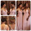 Barato Blush Deep V Neck Vestidos de dama de honor africanos Long Plus Size Crystal Chiffon Vestidos formales Criss Cross Straps