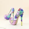 Moda Handmade Sapatos de Casamento de Strass Colorido Banquete Bombas de Festa à Noite Multicolor Cristal Sapatos de Noiva Forma do Coração Tamanho Grande 10