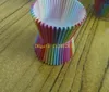 Snelle verzending Nieuwe Kleurrijke Regenboog Papieren Cake Cupcake Liners Bakken Muffin Cup Case voor Bruiloft