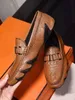 Nova moda Genuína Sapatos De Couro Para Homens de Negócios dos homens Vestido de Escritório de Negócios Oxfords Padrão de avestruz Sapatos