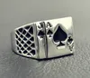 Bague de Poker pour hommes, Style coréen Cool, anneaux en forme de cœur noir, lettre, un cadeau de bonne qualité, vente en gros