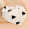 Coton gaze Triangle bébé Bandana bavoir doux respirant bave bavoir réglable déjeuner alimentation bavoir burp chiffons prix de gros