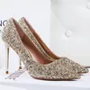 2017 Mulheres sapatos de Salto Alto Sapatos de Casamento de Baile Sexy Saltos Altos de Prata Glitter Sapatos De Noiva Thin stiletto Bombas Do Partido Do Salto