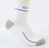 Chaussettes professionnelles en coton pour hommes, taille professionnelle, dans le tube, chaussettes de sport, badminton, NW034