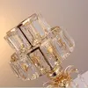 Ny märklig metall Golden Candle Holder med kristaller Delikat Bröllop Candelabra Centerpiece Home Decoration Candlesticks 3 Storlek