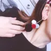 이상적인 2 색 한국 패션 골드 도금 플러시 볼 여자 소녀의 보석을위한 귀여운 귀걸이
