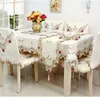 Couche de luxe européenne avec couverture de table en dentelle en polyester carré à la broderie de fleurs de mariage à la maison décorat7704511