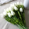 20 stks Artifieuze Real Touch PU Tulpen Bloem Enkele Stamboeket Fake Flowers Wedding Room Home Decor