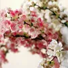 5st Dekorativt siden Cherry Blossom Artificial Flowers Wedding Decoration Sakura Fake Flower Centerpieces Decor258a1717272