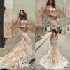 Wunderschöne 2019 Berta Meerjungfrau Brautkleider Champagner Tüll Elfenbein Spitze Applizierte Sexy Strand Brautkleider Nach Maß China EN111511