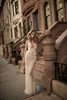 Berta 2019 Bainha Illusion Vestidos de Noiva Sem Costas Decote Profundo 3D-Floral Apliques Miçangas Vestidos de Noiva Custom Made Wedding D202z