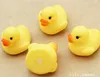 600 pcs Novos Brinquedos Do Banho Do Bebê de Água Brinquedo brinquedos Sons De Borracha Amarela Patos Crianças Banhar Asas de Natação Praia pato Patos Ducks Presentes 2786