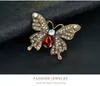 Yeni Moda ve Güzel Kelebek Alaşım Broş Sıcak Satış Yüksek dereceli Diamante Broş Giyim Atkılar Aksesuarları için kullanılan