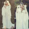 Vintage Lace Gothic Plus Size Abendkleid mit Mantel A Line Bell Langarm Renaissance Celtic Medieval 2018 Neues Halloween-Abendkleid