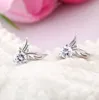 Stud New Womes Silver Color Jewelry Angel Wings Crystal Ear Stud örhängen Shiny CZ Zircon Jewelry Brincos Femme G533 240306