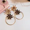 idealway DIY Korea vergoldete Kristallblumenform baumelnde Ohrringe Frauenschmuck