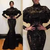 Arabie Saoudite Robes De Bal En Dentelle Noire 2017 Col Haut Manches Longues Sirène Robes De Soirée Sexy Voir À Travers Les Femmes Robe De Soirée Formelle