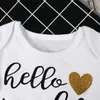 Neugeborenes Baby Outfits 2018 Baumwolle Baby Kleidung Sets Langarm Hallo Welt Tops Strampler Hosen Hut 3 STÜCKE Nette Boutique Jungen Mädchen Kleidung Set