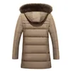 Vente en gros - Nouveau style 2016Thick Warm Winter Duvet de canard Veste pour Hommes Col de Fourrure Imperméable Parkas Manteau à Capuche de haute qualité style occidental