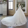 100% réel Photos A-ligne Scoop Appliques perles robe de mariée toute appliques sur robe de mariée Ficelle train chapelle