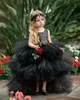 Le Cygne Princesse Filles Robes 2017 avec Paillettes Corsage Volants Jupe Robe De Bal Noir Fleur Filles Robe Hi Lo Style pour Les Mariages Pays