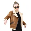 Brown Shearling carneiro Coats Mulheres 2017 CoffeeLambs mulheres Outono-Inverno Lã Curto motociclista Faux Leather Suede Jackets JS3010