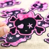 10 STKS Roze Schedel Geborduurde Patches voor Kleding Opstrijkbare Transfer Applique Leuke Patch voor Jurk Tassen DIY Naai op Borduren Sticke7865678