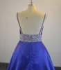 Wunderschönes blaues Ballkleid-Abschlussballkleid, Spaghettiträger, V-Ausschnitt, langes Abendkleid, Satin, Sweep-Zug, Kristallperlen, echte Fotos, Abschlussballkleid