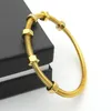 Usine 2017 nouveaux Bracelets à 6 vis hommes et femmes amoureux fil bracelet en titane 4569112