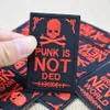 10 Stück Punk-rote Totenkopf-Abzeichen-Aufnäher für Kleidung, gestickter Aufnäher zum Aufbügeln, Nähzubehör, DIY-Kleidung, 7902506