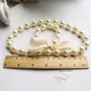 Koreanska Pearl Necklace Armband Set för barn Barnflickor Överdrivna Big Pärlor Smycken Stetsar Vit Färg Barngåvor Partihandel