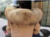 Kvinnors Varm Real Raccoon Fur Collar Hooded Camel Färg Lösa Horn Knappar Långärmad Medium Lång Ull Woolen Coat Casacos Plus Storlek Top