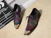 Mode multicolor mens klänning skor lägenheter äkta läder oxford affärsmän formell chaussure homme metall spikes bröllopsskor