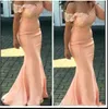 Sukienki druhny na wesela brzoskwiniowe rękawy z czapką na ramię koronkowe aplikacje syrena długość podłogi plus size Formal Maid of Honor Suknie 403