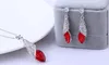 Conjuntos de joyería de plata nupcial Nueva moda Pendientes de diamantes de imitación de cristal con forma de lágrima Colgantes Conjuntos de collares Mujeres Niñas Joyería de boda de dama de honor
