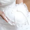 Almofadas de casamento em forma de coração travesseiros 2021 nova chegada bege cetim anéis portador travesseiro para casamentos aniversário 21 cm * 21cm linda