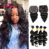 Greatremy Peruvian Malaysian Hair Extension 1pc Mellandel Top Lace Closure 4x4 med 4 st Hårbuntar Lös våg Virgin Hair Natural Color