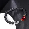 Vente en gros de perles de pierre de lave noire naturelle Bracelets pour femmes 7 Reiki Chakras Bracelet d'équilibre de yoga perlé avec breloque à la main Bijoux faits à la main