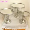 Hurtownia-metalowy żelazny Silver Cake Stand Set 8 '' / 10 '' / 12 '' Wisiorek Charm Cake Accessory Dessers Tray Festiteven Party Supplies Dostawca