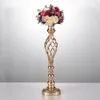 Creative Hollow Gold Metal Candle Holders Bröllop Road Lead Table Flower Rack Hem och Hotel Vases Dekoration 1 Lot = 10 st