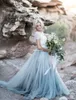 2019 Fairy Beach Boho Dentelle Robes De Mariée Col Haut Une Ligne Doux Tulle Cap Manches Dos Nu Bleu Clair Jupes Plus La Taille Bohème B274B