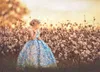 Ljusblå blomma flicka klänningar halter nacke 3d blommiga applikationer pärlstav tulle boll klänningar pakeant klänning skräddarsydda tjejer fisrt communion klänning