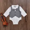 Mikrdoo Hot Baby Boy Kleidung Anzug Weste + Bogen Shirt Strampler + Hosen Gefälschte 2 Stücke Anzüge Formale Gentleman Baumwolle Hochzeit Kleidung Top Set Alter 0-2 T