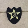 10st Black Embroidery Badge Golden Patches For Clothing Iron Patch för kläder Applique Sy Tillbehör Klistermärken på tyg Iron3600335